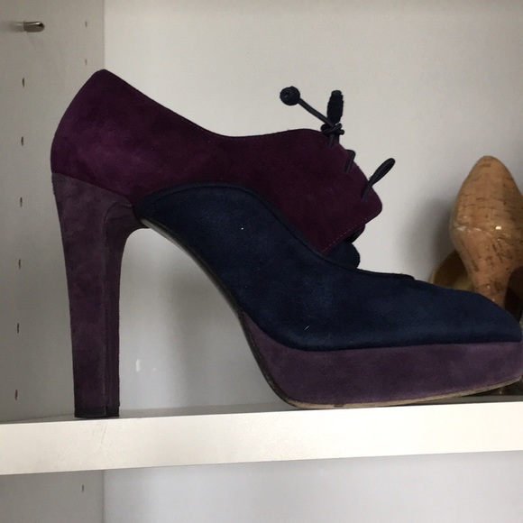 Shoes - Picture 3 of 6